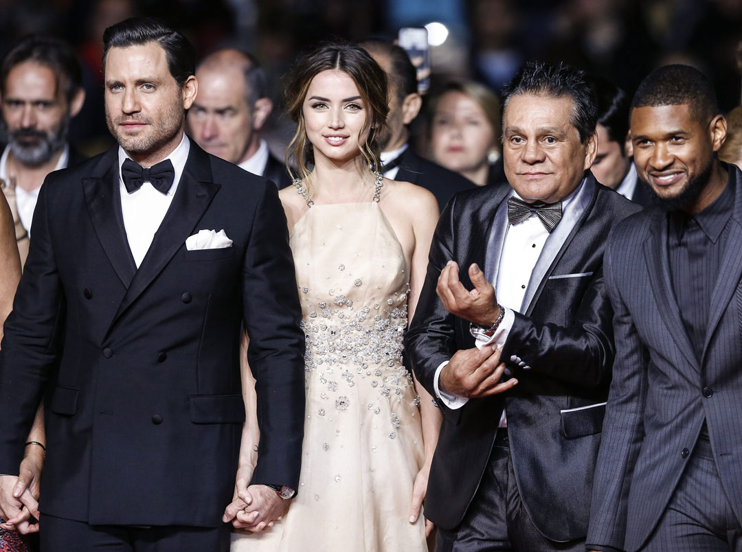Todas las imagenes del cast de "Hands Of Stone" en Cannes Mujer