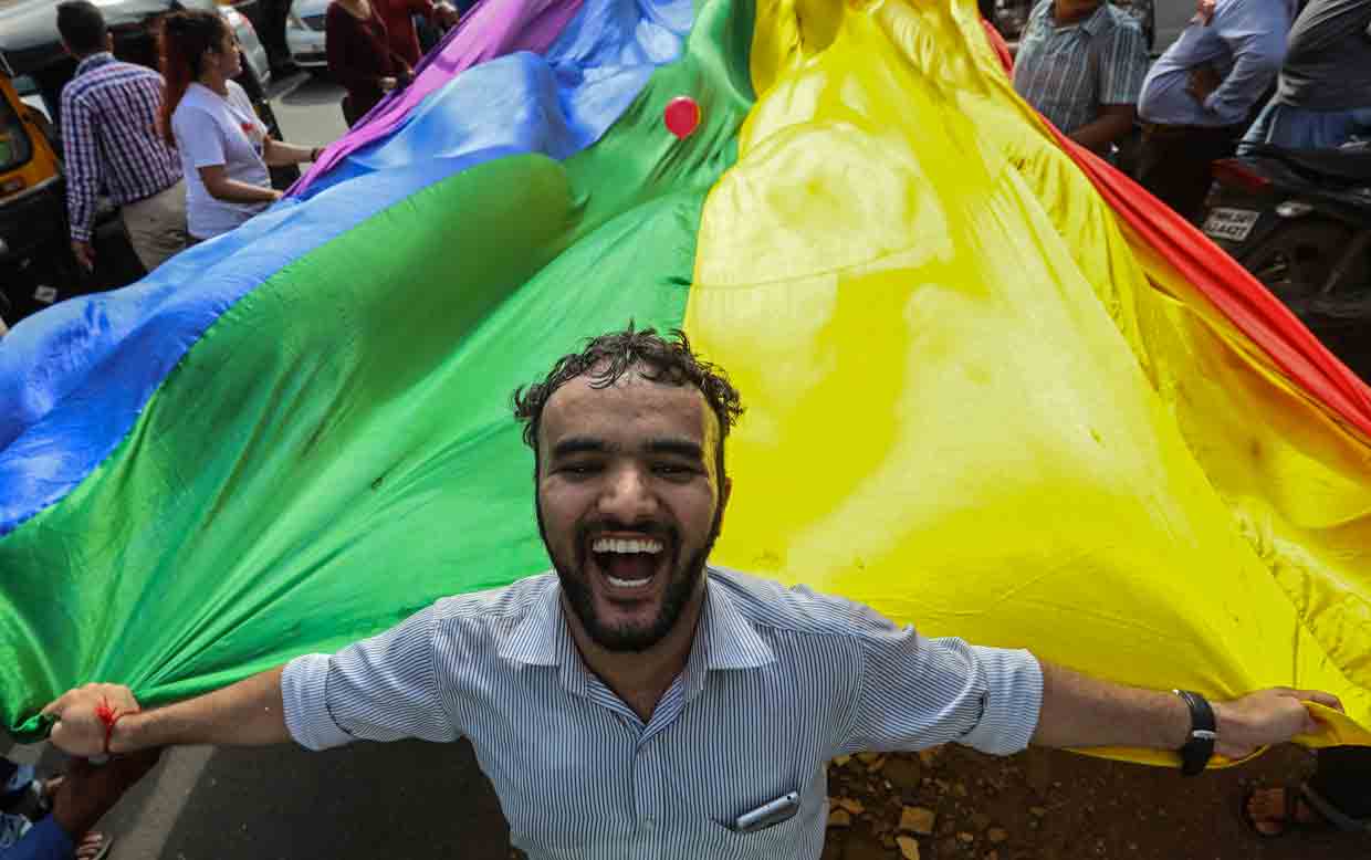 India Despenaliza La Homosexualidad Después De 150 Años Mujer