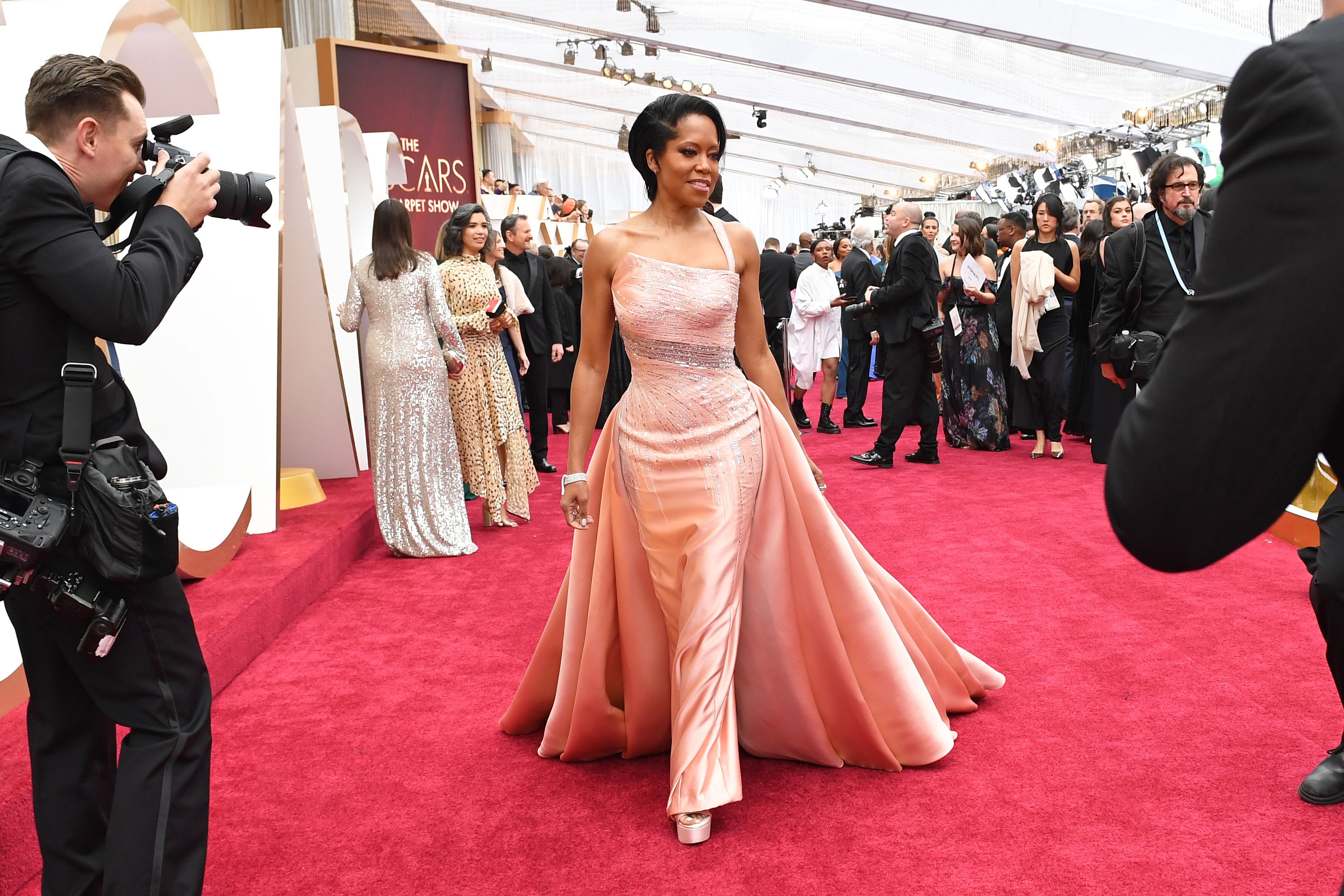 Cuando y donde ver la alfombra roja de los Óscar 2022 Mujer