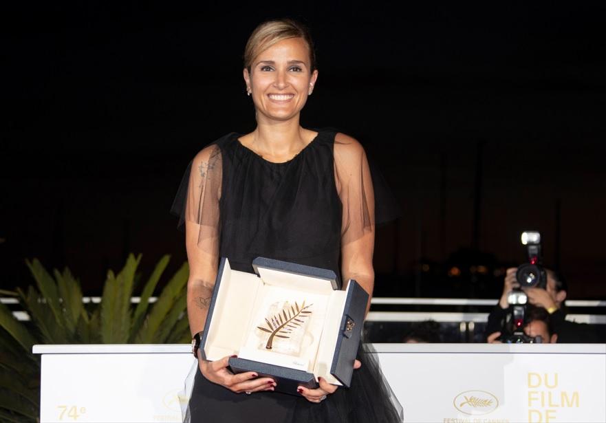 Julia Ducournau/Foto: EFE/EPA/ANDRE PAIN Julia Ducournau, segunda mujer en la historia en ganar Palma de Oro.