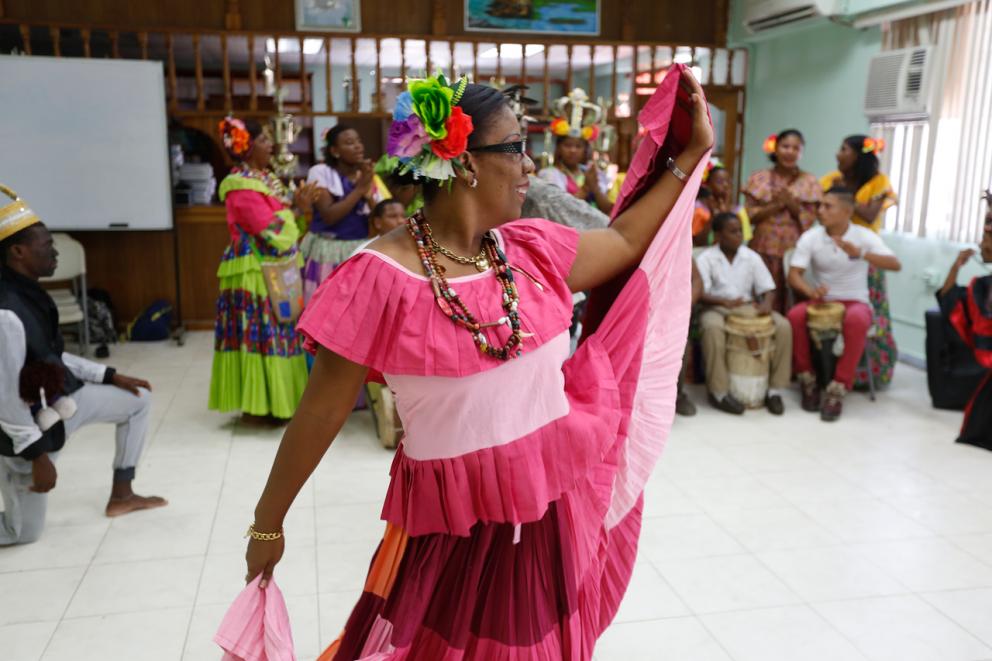 Historia, alegría e identidad en un traje: descubre la pollera congo | Mujer