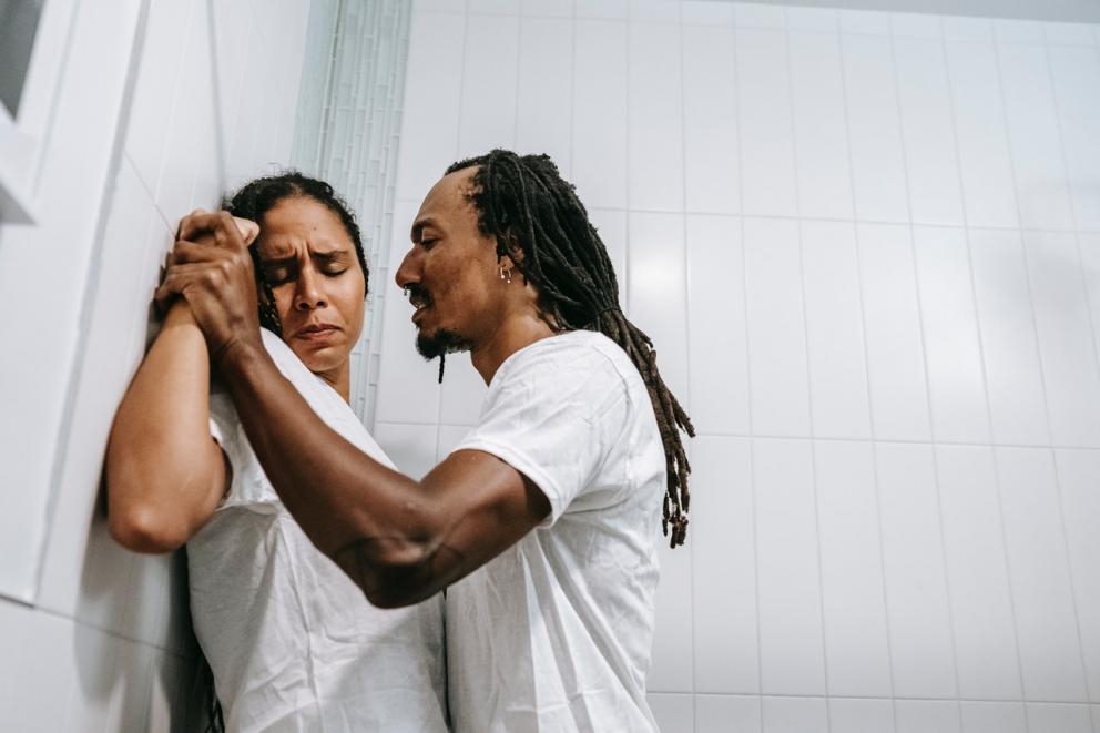 Qué hacer si sufres violencia doméstica. Photo by Alex Green from Pexels